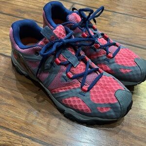 Merrell Women's Pink and Gray Athletic Shoes